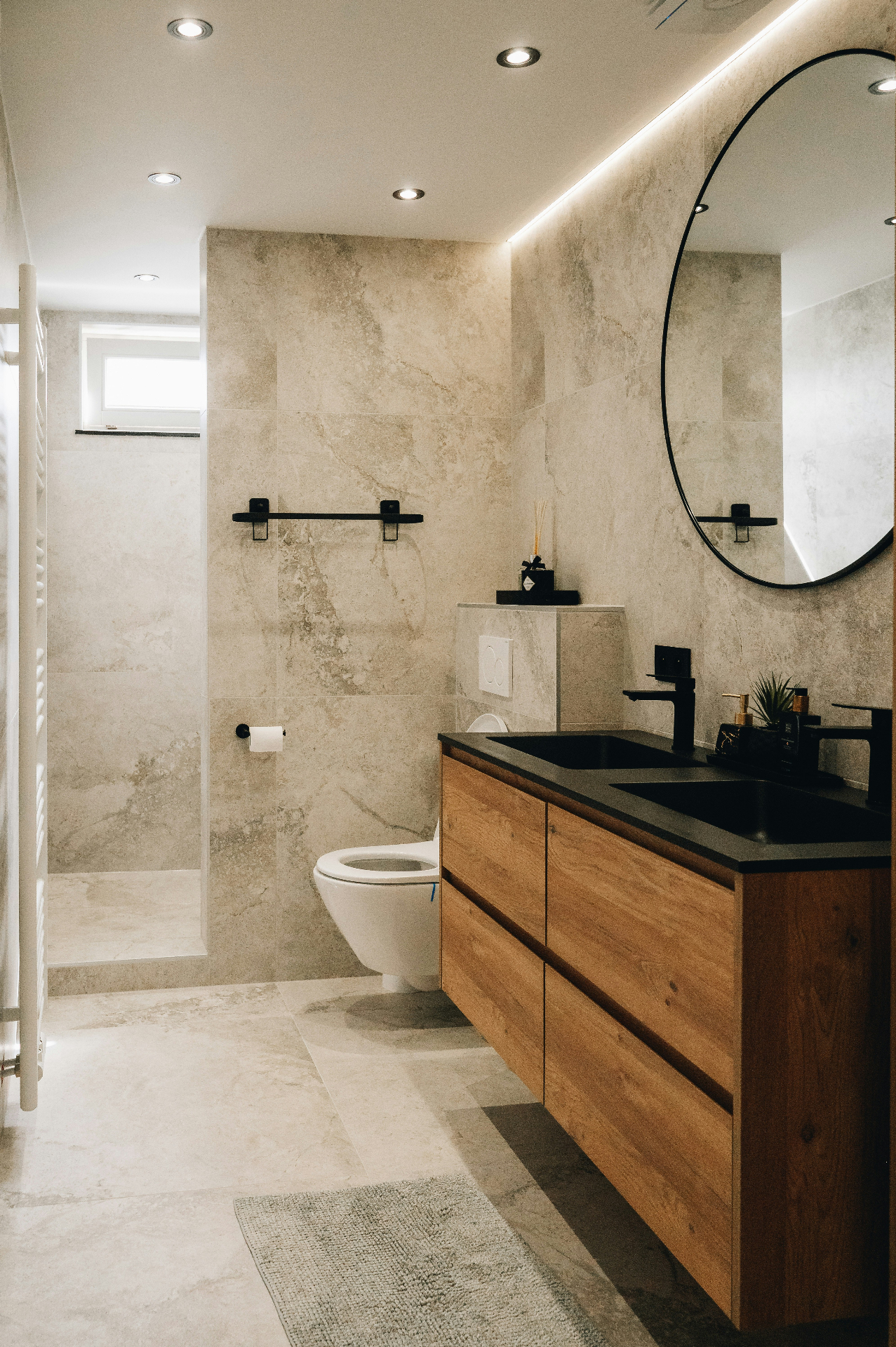 Contemporary Bathroom